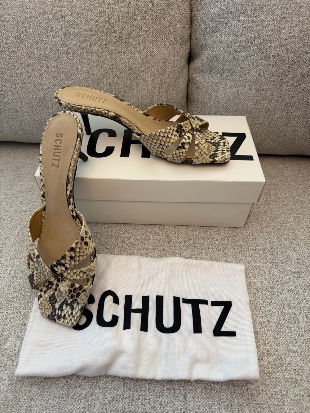 SCHUTZ Keefa Snake-Print Open-Toe Heeled Mules Beige/ Brown New w/ box Size 8
